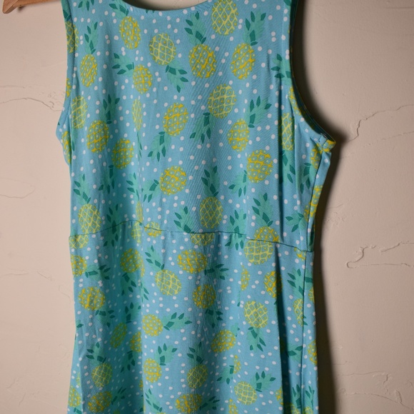 Basic Edition Cute Summer Dress - Picture 2 of 9